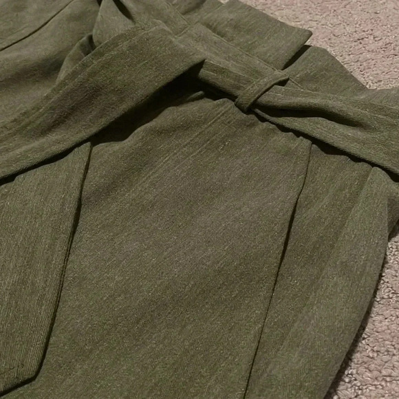 BB Dakota | Seaside Cinch short in Army Green - Small. - Picture 6 of 6